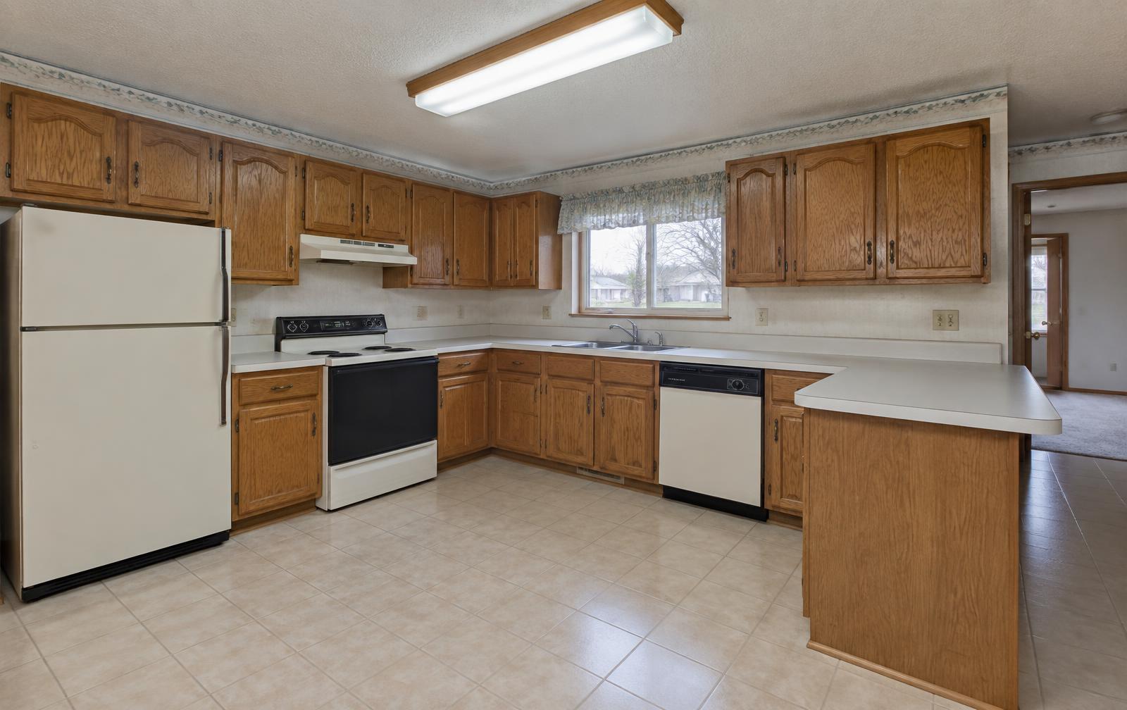 Kitchen before remodel